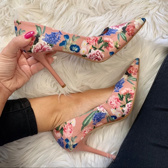 Gianni Bini Shoes - Gianni Bini Floral Pump Heels